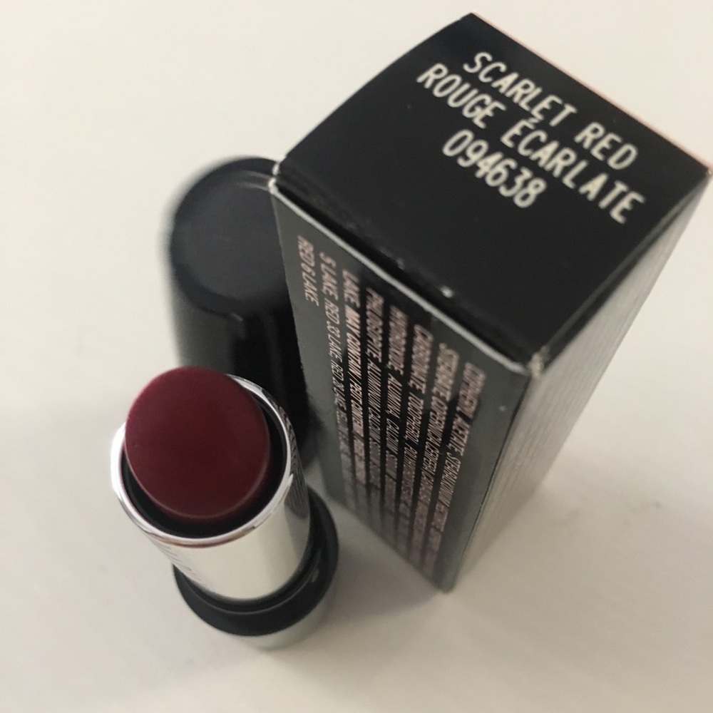 Semi-Shine Lipstick: Scarlet Red